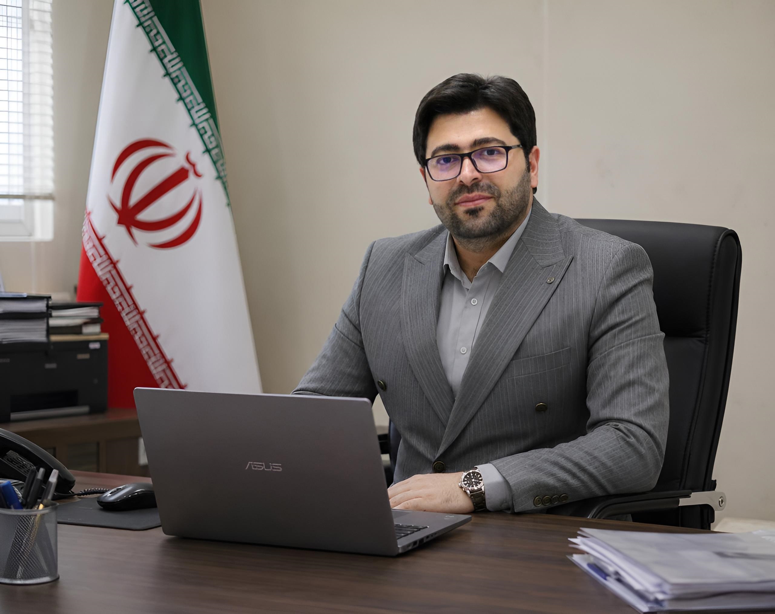 دکتر ذکریا احمدیان